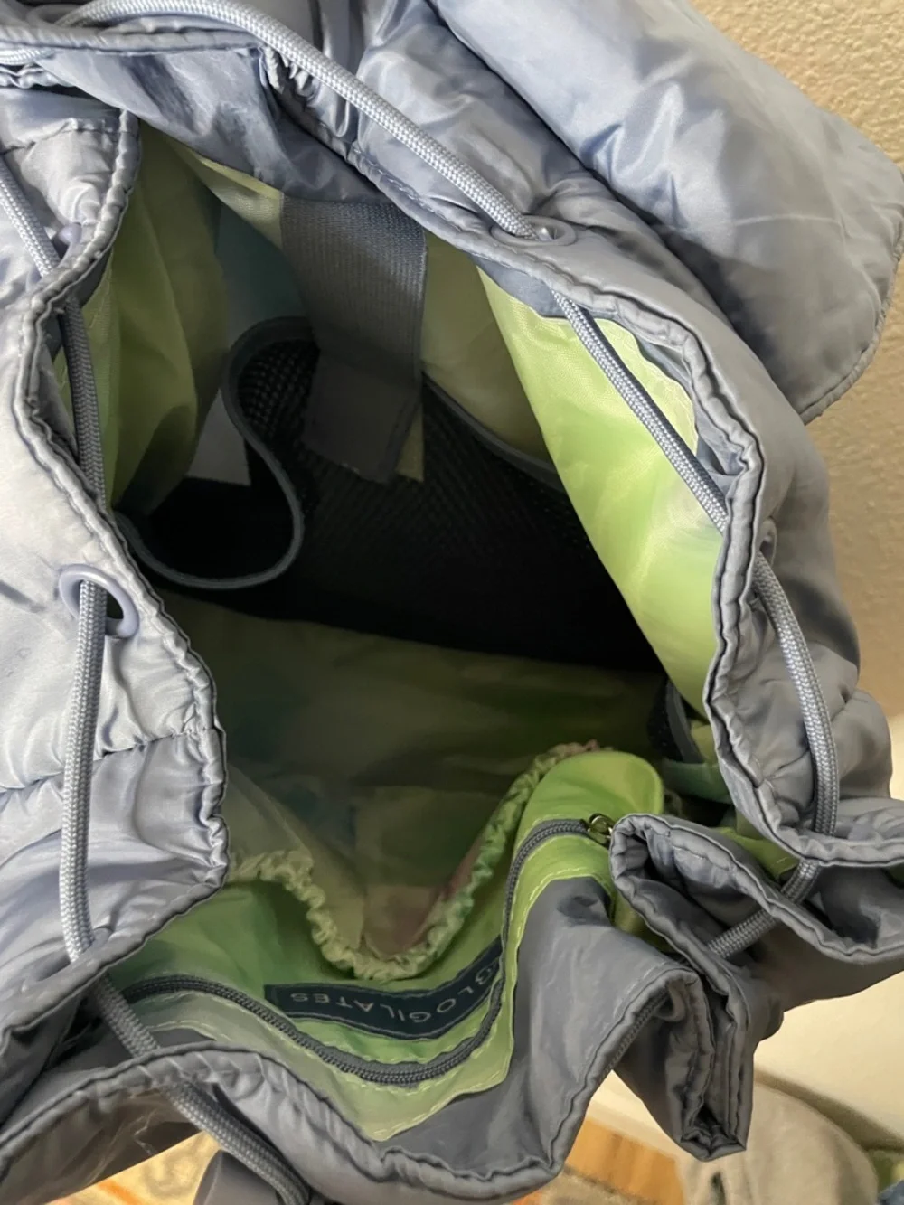 Blogilates Ultimate Athletic Trainer Backpack Blue Puffer Gym Yoga Weekender - Picture 6 of 7